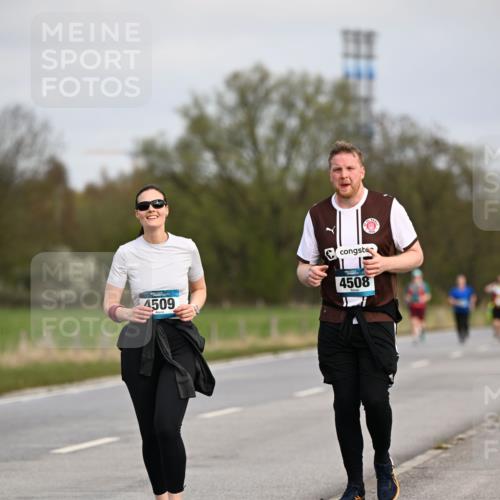 12.04.2026 - 45. Internationalen Wilhelmsburger Insellauf Dr. Thomas Lammeyer http://msf.ph/oto/9437848 12.04.2026 09:33:40 Laufen 4509, 4508 meine-sportfotos.de