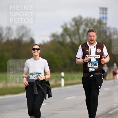 12.04.2026 - 45. Internationalen Wilhelmsburger Insellauf Dr. Thomas Lammeyer http://msf.ph/oto/9437856 12.04.2026 09:33:41 Laufen 4500, 4508 meine-sportfotos.de