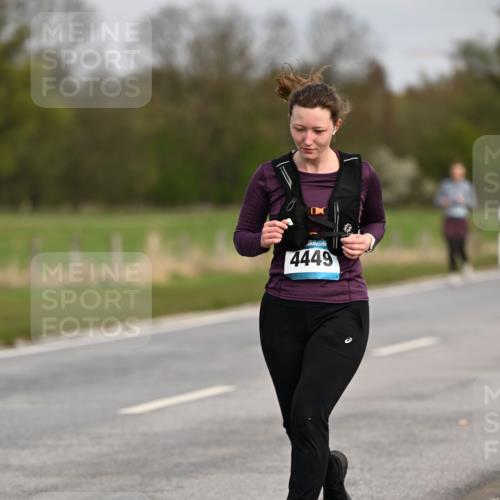 12.04.2026 - 45. Internationalen Wilhelmsburger Insellauf Dr. Thomas Lammeyer http://msf.ph/oto/9437877 12.04.2026 09:33:58 Laufen 4449 meine-sportfotos.de