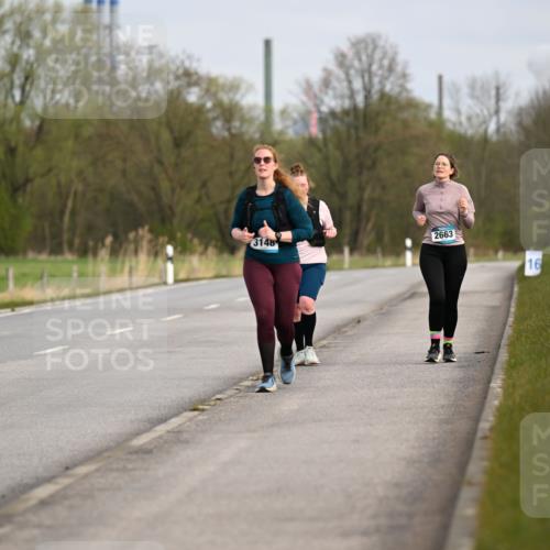 12.04.2026 - 45. Internationalen Wilhelmsburger Insellauf Dr. Thomas Lammeyer http://msf.ph/oto/9437991 12.04.2026 09:36:08 Laufen 3148, 2663, 16 meine-sportfotos.de