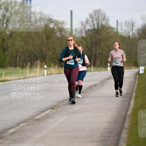 12.04.2026 - 45. Internationalen Wilhelmsburger Insellauf Dr. Thomas Lammeyer http://msf.ph/oto/9437993 12.04.2026 09:36:08 Laufen 3148, 93, 2663, 16 meine-sportfotos.de