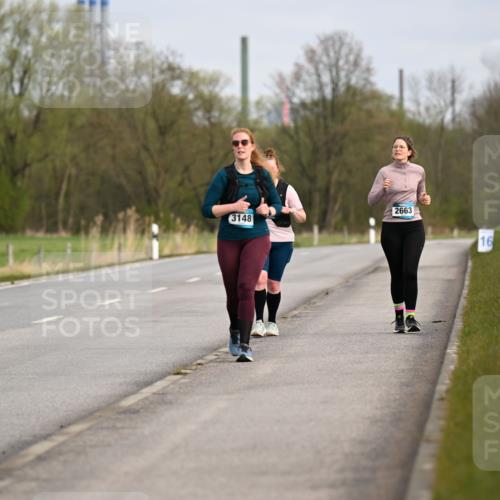 12.04.2026 - 45. Internationalen Wilhelmsburger Insellauf Dr. Thomas Lammeyer http://msf.ph/oto/9437994 12.04.2026 09:36:08 Laufen 2663, 3148, 16 meine-sportfotos.de