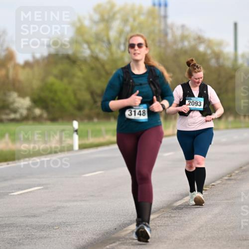 12.04.2026 - 45. Internationalen Wilhelmsburger Insellauf Dr. Thomas Lammeyer http://msf.ph/oto/9438015 12.04.2026 09:36:15 Laufen 3148, 2093, 2663 meine-sportfotos.de