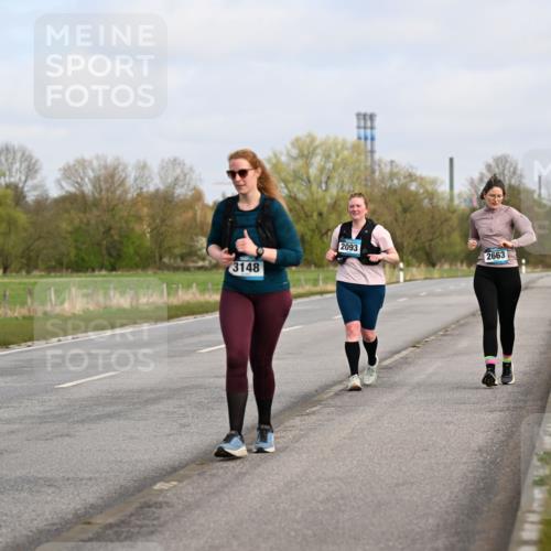 12.04.2026 - 45. Internationalen Wilhelmsburger Insellauf Dr. Thomas Lammeyer http://msf.ph/oto/9438024 12.04.2026 09:36:17 Laufen 3148, 2093, 2663 meine-sportfotos.de