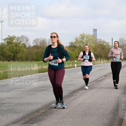 12.04.2026 - 45. Internationalen Wilhelmsburger Insellauf Dr. Thomas Lammeyer http://msf.ph/oto/9438030 12.04.2026 09:36:18 Laufen 3148, 2093, 2663 meine-sportfotos.de