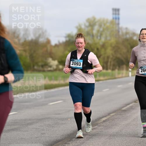 12.04.2026 - 45. Internationalen Wilhelmsburger Insellauf Dr. Thomas Lammeyer http://msf.ph/oto/9438034 12.04.2026 09:36:19 Laufen 2093, 2663 meine-sportfotos.de