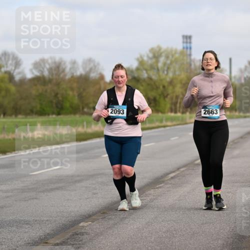 12.04.2026 - 45. Internationalen Wilhelmsburger Insellauf Dr. Thomas Lammeyer http://msf.ph/oto/9438038 12.04.2026 09:36:20 Laufen 2093, 2663 meine-sportfotos.de
