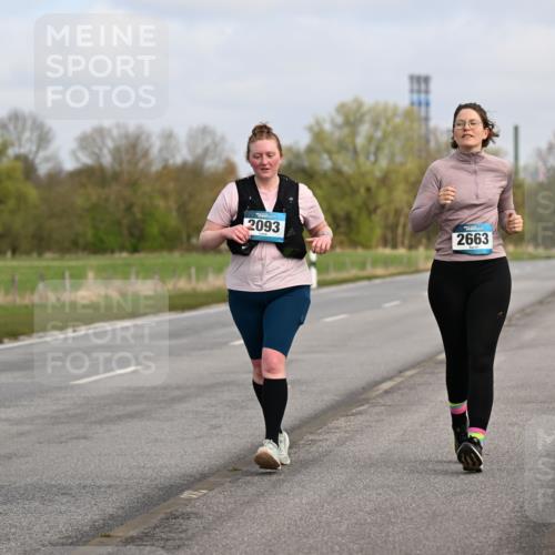 12.04.2026 - 45. Internationalen Wilhelmsburger Insellauf Dr. Thomas Lammeyer http://msf.ph/oto/9438039 12.04.2026 09:36:20 Laufen 2093, 2663 meine-sportfotos.de