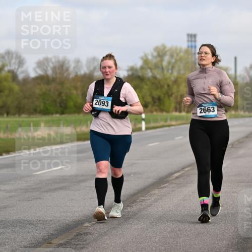 12.04.2026 - 45. Internationalen Wilhelmsburger Insellauf Dr. Thomas Lammeyer http://msf.ph/oto/9438042 12.04.2026 09:36:21 Laufen 2093, 2663 meine-sportfotos.de