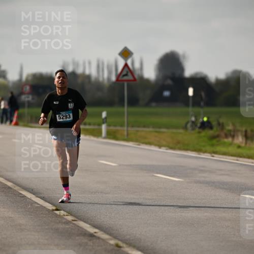 12.04.2026 - 45. Internationalen Wilhelmsburger Insellauf Dr. Thomas Lammeyer http://msf.ph/oto/9438067 12.04.2026 09:46:13 Laufen 5293 meine-sportfotos.de
