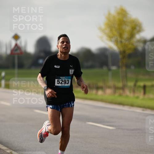 12.04.2026 - 45. Internationalen Wilhelmsburger Insellauf Dr. Thomas Lammeyer http://msf.ph/oto/9438085 12.04.2026 09:46:15 Laufen 5293 meine-sportfotos.de