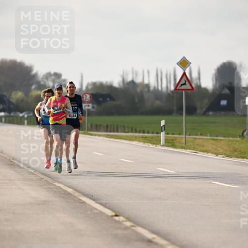 12.04.2026 - 45. Internationalen Wilhelmsburger Insellauf Dr. Thomas Lammeyer http://msf.ph/oto/9438119 12.04.2026 09:47:20 Laufen 2408, 2, 17, 4034 meine-sportfotos.de