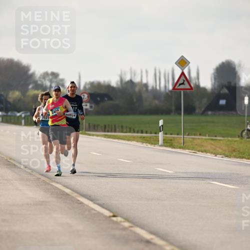 12.04.2026 - 45. Internationalen Wilhelmsburger Insellauf Dr. Thomas Lammeyer http://msf.ph/oto/9438120 12.04.2026 09:47:20 Laufen 3521, 2409 meine-sportfotos.de