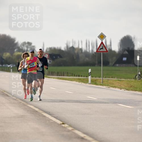12.04.2026 - 45. Internationalen Wilhelmsburger Insellauf Dr. Thomas Lammeyer http://msf.ph/oto/9438121 12.04.2026 09:47:20 Laufen 2408, 034 meine-sportfotos.de