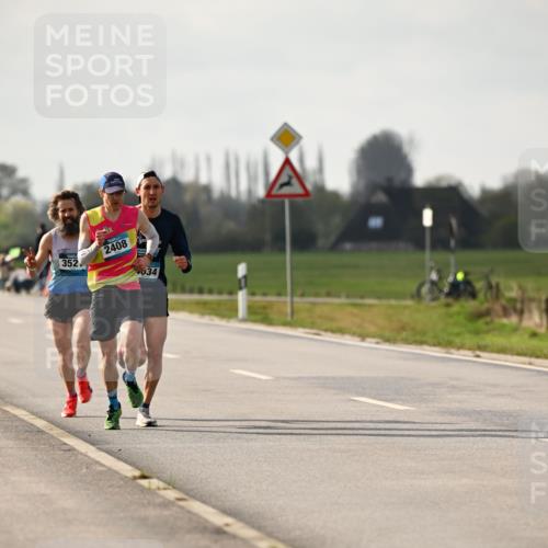 12.04.2026 - 45. Internationalen Wilhelmsburger Insellauf Dr. Thomas Lammeyer http://msf.ph/oto/9438134 12.04.2026 09:47:22 Laufen 352, 2408, 034 meine-sportfotos.de