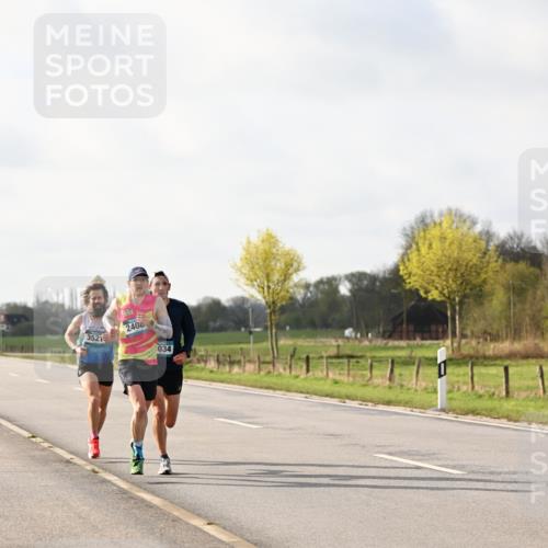 12.04.2026 - 45. Internationalen Wilhelmsburger Insellauf Dr. Thomas Lammeyer http://msf.ph/oto/9438152 12.04.2026 09:47:25 Laufen 3521, 2408, 034 meine-sportfotos.de