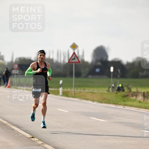 12.04.2026 - 45. Internationalen Wilhelmsburger Insellauf Dr. Thomas Lammeyer http://msf.ph/oto/9438175 12.04.2026 09:48:14 Laufen 4077 meine-sportfotos.de