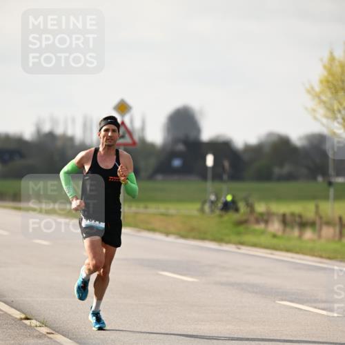 12.04.2026 - 45. Internationalen Wilhelmsburger Insellauf Dr. Thomas Lammeyer http://msf.ph/oto/9438182 12.04.2026 09:48:15 Laufen  meine-sportfotos.de