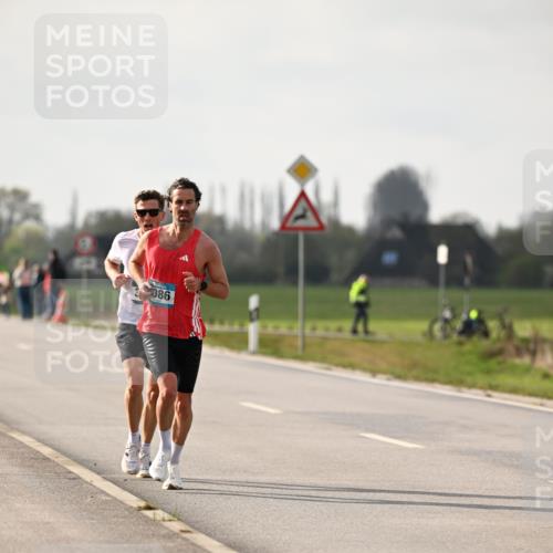 12.04.2026 - 45. Internationalen Wilhelmsburger Insellauf Dr. Thomas Lammeyer http://msf.ph/oto/9438200 12.04.2026 09:48:29 Laufen 086 meine-sportfotos.de