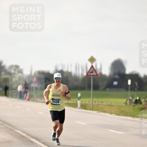 12.04.2026 - 45. Internationalen Wilhelmsburger Insellauf Dr. Thomas Lammeyer http://msf.ph/oto/9438235 12.04.2026 09:48:54 Laufen 5439 meine-sportfotos.de