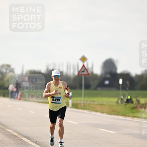 12.04.2026 - 45. Internationalen Wilhelmsburger Insellauf Dr. Thomas Lammeyer http://msf.ph/oto/9438238 12.04.2026 09:48:54 Laufen 5439 meine-sportfotos.de