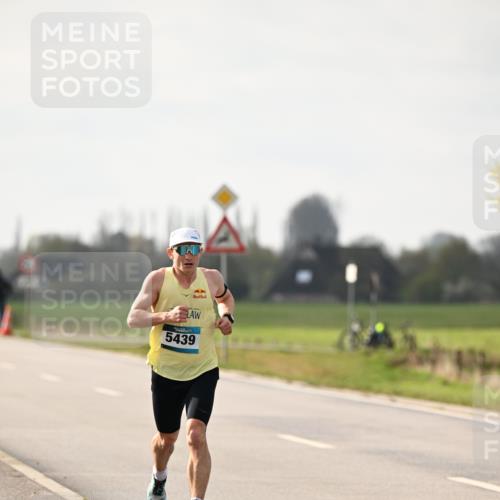 12.04.2026 - 45. Internationalen Wilhelmsburger Insellauf Dr. Thomas Lammeyer http://msf.ph/oto/9438243 12.04.2026 09:48:55 Laufen 5439 meine-sportfotos.de