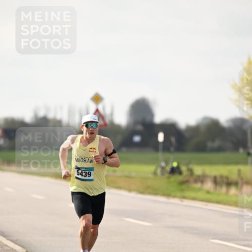 12.04.2026 - 45. Internationalen Wilhelmsburger Insellauf Dr. Thomas Lammeyer http://msf.ph/oto/9438245 12.04.2026 09:48:55 Laufen 5439 meine-sportfotos.de