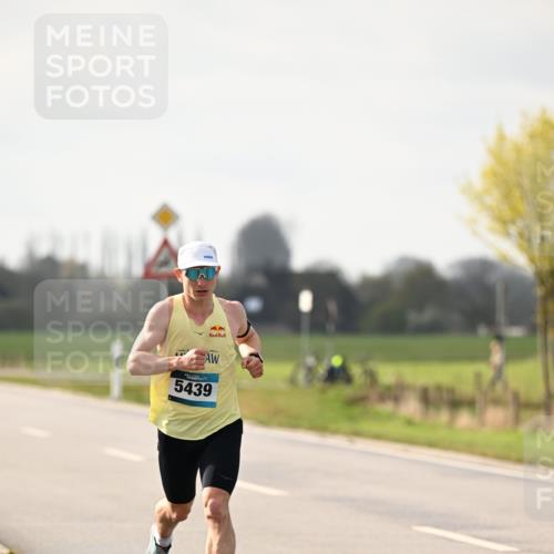 12.04.2026 - 45. Internationalen Wilhelmsburger Insellauf Dr. Thomas Lammeyer http://msf.ph/oto/9438248 12.04.2026 09:48:56 Laufen 5439 meine-sportfotos.de