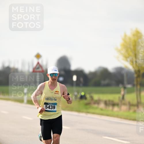 12.04.2026 - 45. Internationalen Wilhelmsburger Insellauf Dr. Thomas Lammeyer http://msf.ph/oto/9438249 12.04.2026 09:48:56 Laufen 5439 meine-sportfotos.de