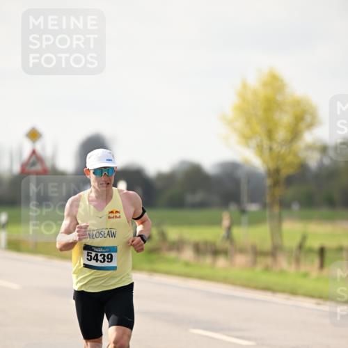 12.04.2026 - 45. Internationalen Wilhelmsburger Insellauf Dr. Thomas Lammeyer http://msf.ph/oto/9438252 12.04.2026 09:48:56 Laufen 5439 meine-sportfotos.de