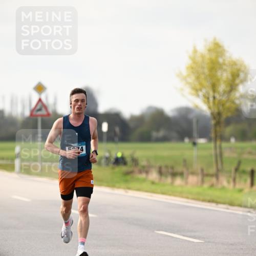12.04.2026 - 45. Internationalen Wilhelmsburger Insellauf Dr. Thomas Lammeyer http://msf.ph/oto/9438271 12.04.2026 09:49:39 Laufen 5234 meine-sportfotos.de