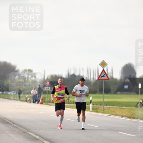 12.04.2026 - 45. Internationalen Wilhelmsburger Insellauf Dr. Thomas Lammeyer http://msf.ph/oto/9438288 12.04.2026 09:49:54 Laufen 2409, 4067 meine-sportfotos.de