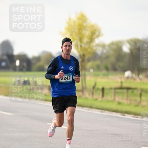12.04.2026 - 45. Internationalen Wilhelmsburger Insellauf Dr. Thomas Lammeyer http://msf.ph/oto/9438336 12.04.2026 09:50:11 Laufen 2242 meine-sportfotos.de