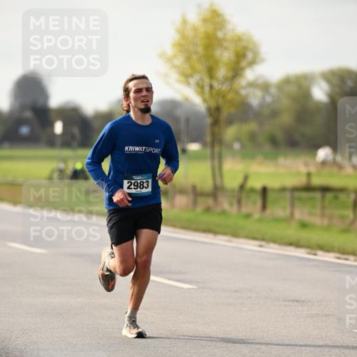 12.04.2026 - 45. Internationalen Wilhelmsburger Insellauf Dr. Thomas Lammeyer http://msf.ph/oto/9438346 12.04.2026 09:50:16 Laufen 2983 meine-sportfotos.de