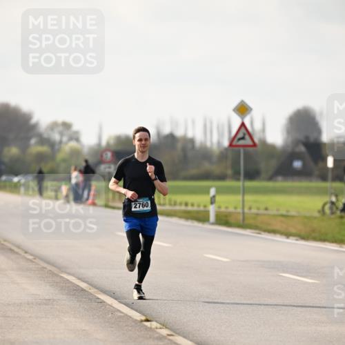 12.04.2026 - 45. Internationalen Wilhelmsburger Insellauf Dr. Thomas Lammeyer http://msf.ph/oto/9438360 12.04.2026 09:50:30 Laufen 2760 meine-sportfotos.de