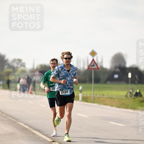 12.04.2026 - 45. Internationalen Wilhelmsburger Insellauf Dr. Thomas Lammeyer http://msf.ph/oto/9438396 12.04.2026 09:51:04 Laufen 28, 3107 meine-sportfotos.de