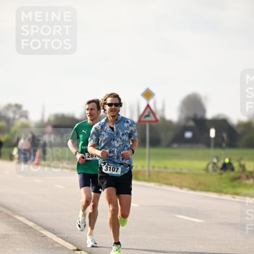 12.04.2026 - 45. Internationalen Wilhelmsburger Insellauf Dr. Thomas Lammeyer http://msf.ph/oto/9438399 12.04.2026 09:51:05 Laufen 287, 3107 meine-sportfotos.de