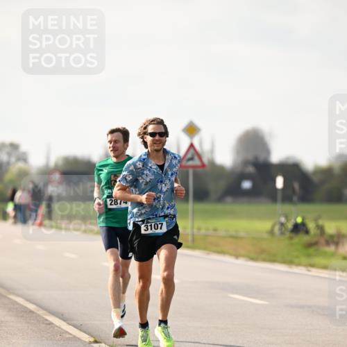 12.04.2026 - 45. Internationalen Wilhelmsburger Insellauf Dr. Thomas Lammeyer http://msf.ph/oto/9438400 12.04.2026 09:51:05 Laufen 2874, 3107 meine-sportfotos.de