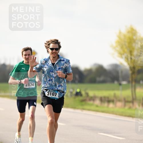 12.04.2026 - 45. Internationalen Wilhelmsburger Insellauf Dr. Thomas Lammeyer http://msf.ph/oto/9438408 12.04.2026 09:51:06 Laufen 2874, 3107 meine-sportfotos.de