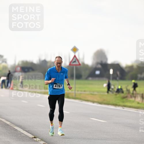 12.04.2026 - 45. Internationalen Wilhelmsburger Insellauf Dr. Thomas Lammeyer http://msf.ph/oto/9438428 12.04.2026 09:51:25 Laufen 4767 meine-sportfotos.de