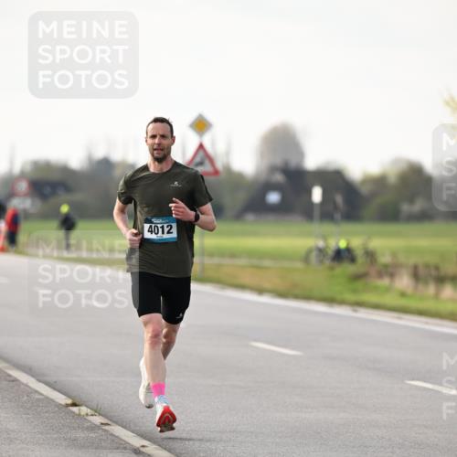 12.04.2026 - 45. Internationalen Wilhelmsburger Insellauf Dr. Thomas Lammeyer http://msf.ph/oto/9438459 12.04.2026 09:51:34 Laufen 4012 meine-sportfotos.de