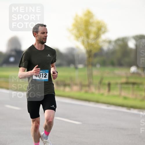 12.04.2026 - 45. Internationalen Wilhelmsburger Insellauf Dr. Thomas Lammeyer http://msf.ph/oto/9438471 12.04.2026 09:51:36 Laufen 012 meine-sportfotos.de