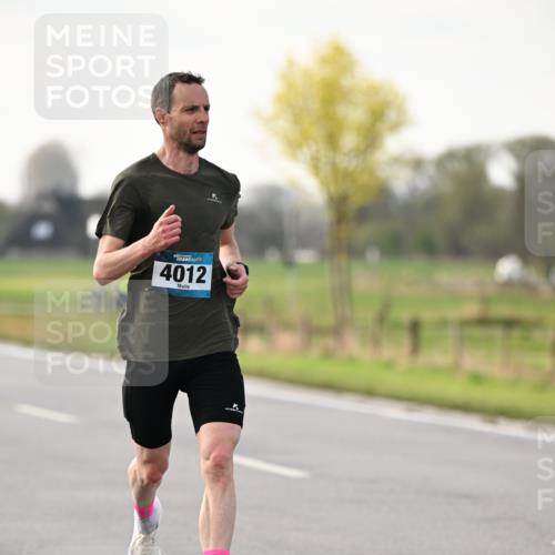 12.04.2026 - 45. Internationalen Wilhelmsburger Insellauf Dr. Thomas Lammeyer http://msf.ph/oto/9438472 12.04.2026 09:51:36 Laufen 4012 meine-sportfotos.de
