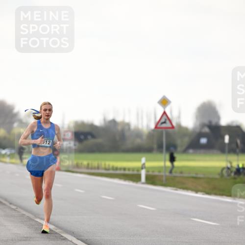 12.04.2026 - 45. Internationalen Wilhelmsburger Insellauf Dr. Thomas Lammeyer http://msf.ph/oto/9438500 12.04.2026 09:52:49 Laufen 12 meine-sportfotos.de