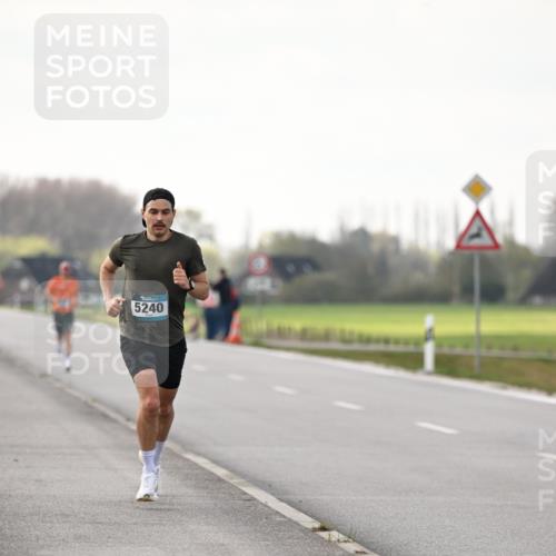 12.04.2026 - 45. Internationalen Wilhelmsburger Insellauf Dr. Thomas Lammeyer http://msf.ph/oto/9438523 12.04.2026 09:52:57 Laufen 5240 meine-sportfotos.de
