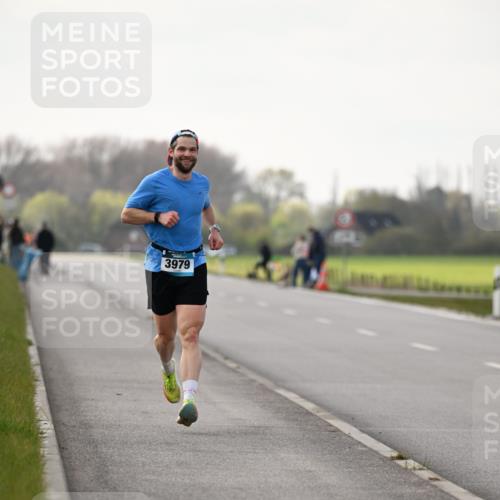 12.04.2026 - 45. Internationalen Wilhelmsburger Insellauf Dr. Thomas Lammeyer http://msf.ph/oto/9438585 12.04.2026 09:53:36 Laufen 3979 meine-sportfotos.de