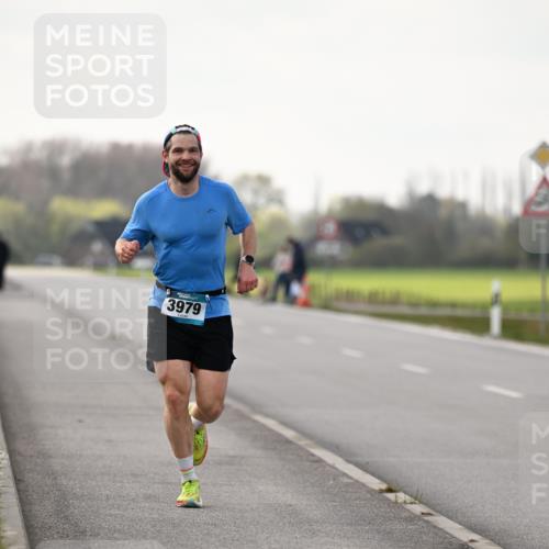12.04.2026 - 45. Internationalen Wilhelmsburger Insellauf Dr. Thomas Lammeyer http://msf.ph/oto/9438594 12.04.2026 09:53:37 Laufen 3979 meine-sportfotos.de