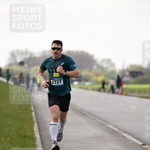 12.04.2026 - 45. Internationalen Wilhelmsburger Insellauf Dr. Thomas Lammeyer http://msf.ph/oto/9438618 12.04.2026 09:54:23 Laufen 2, 0, 5, 2727 meine-sportfotos.de