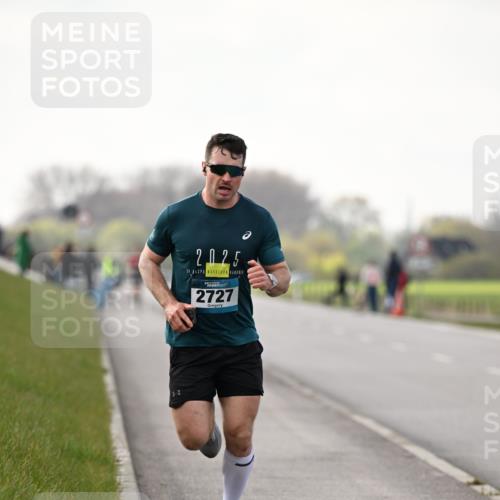 12.04.2026 - 45. Internationalen Wilhelmsburger Insellauf Dr. Thomas Lammeyer http://msf.ph/oto/9438622 12.04.2026 09:54:24 Laufen 2025, 39, 2727 meine-sportfotos.de