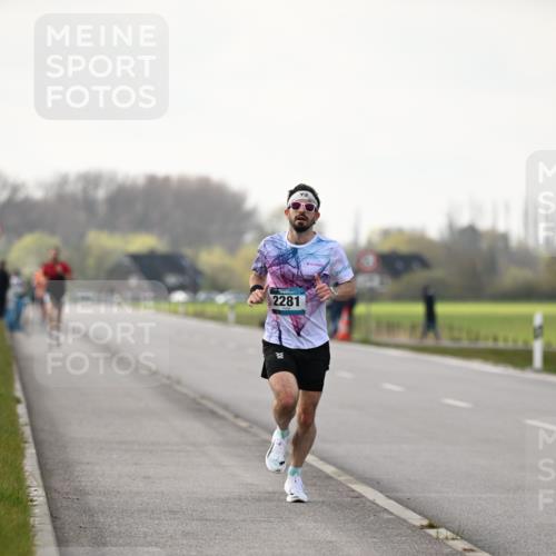 12.04.2026 - 45. Internationalen Wilhelmsburger Insellauf Dr. Thomas Lammeyer http://msf.ph/oto/9438640 12.04.2026 09:54:30 Laufen 2281 meine-sportfotos.de